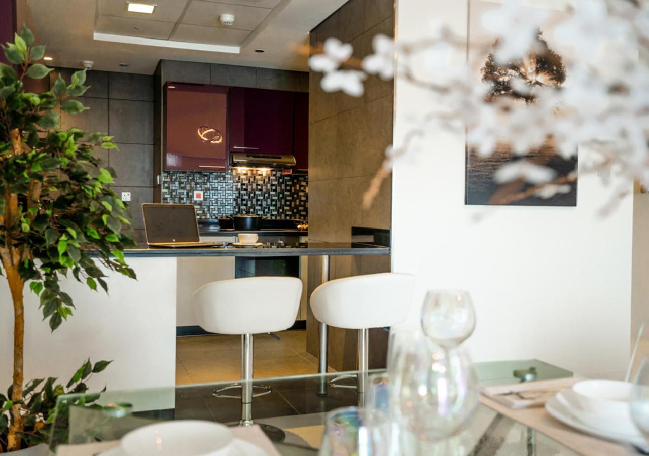 Nasma Luxury Stays - Cayan Tower Dubaï Extérieur photo